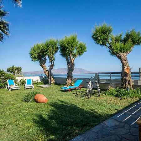 Big Blue Exclusive Beachfront Villa Kíssamos Extérieur photo